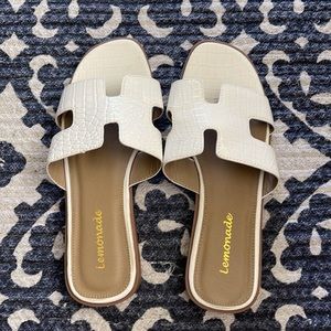 White Flat Spring/Summer Sandals